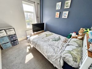 Bedroom- click for photo gallery